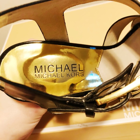 NEW Michael Kors “Adalia” sandals, women’s size 6 - Picture 5 of 6